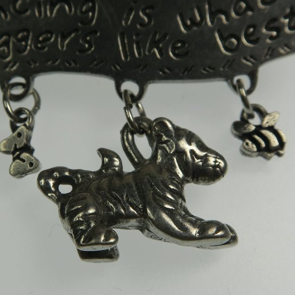 Silver tone Bouncing "Tigger" Pewter Brooch / Pin - Disney - Picture 2 of 4